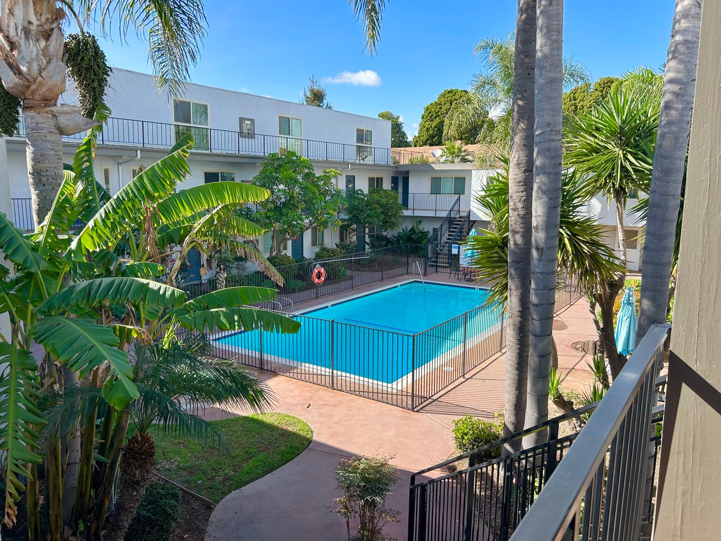 Ventura Apartment: 10965-10997 Del Norte Street