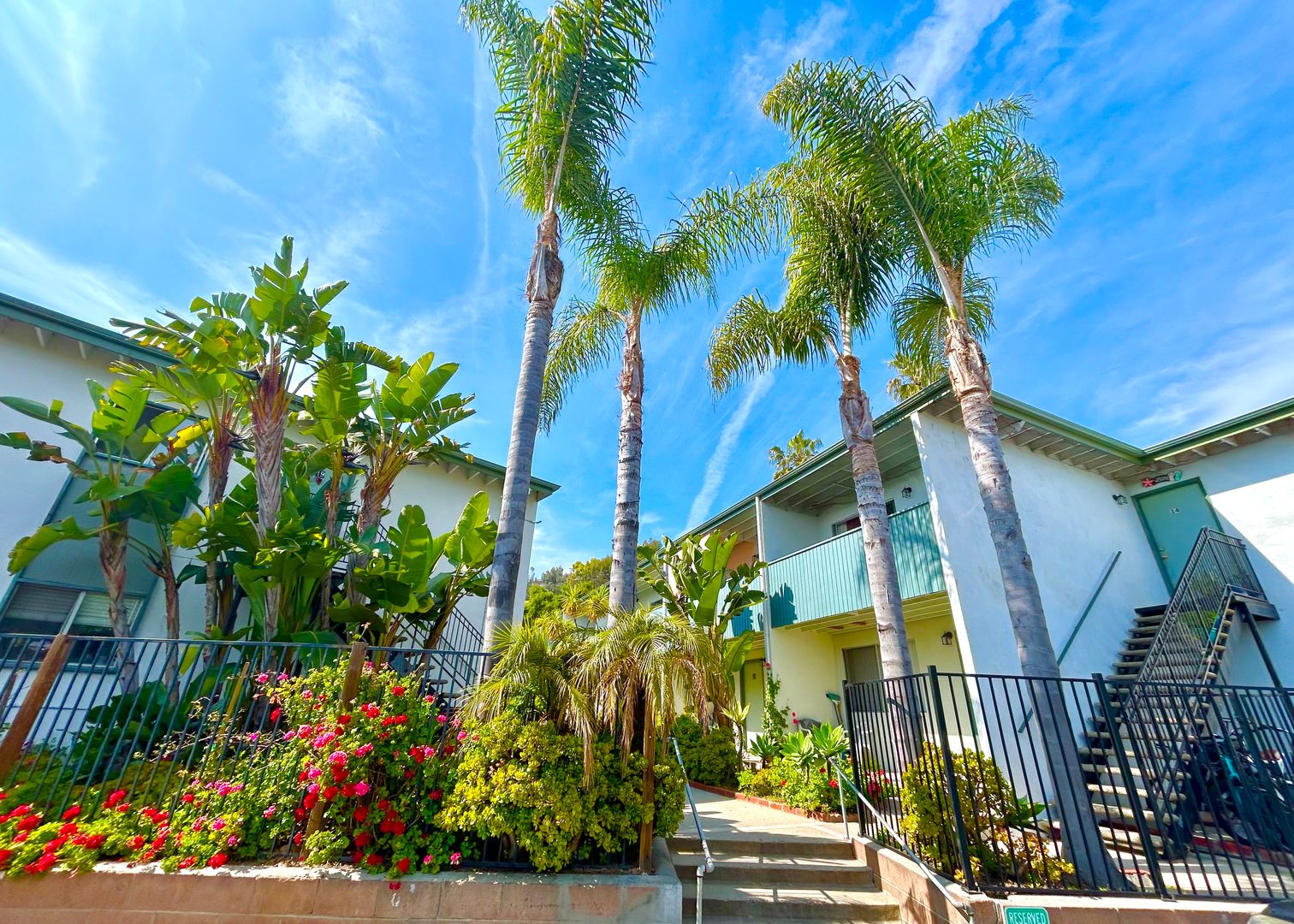 Santa Barbara Apartment: 1520 Eucalyptus Hill Rd