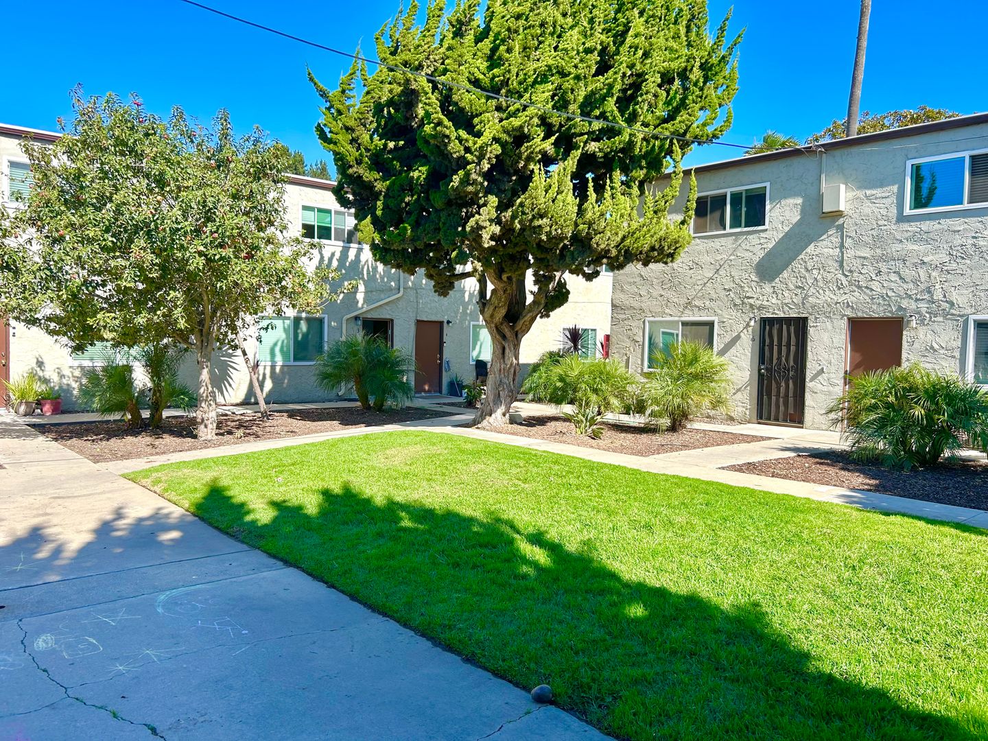 Santa Maria Apartment: 905 S. Russell