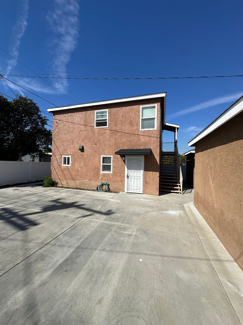 Buena Park Apartment: 6401 Darlington Ave.