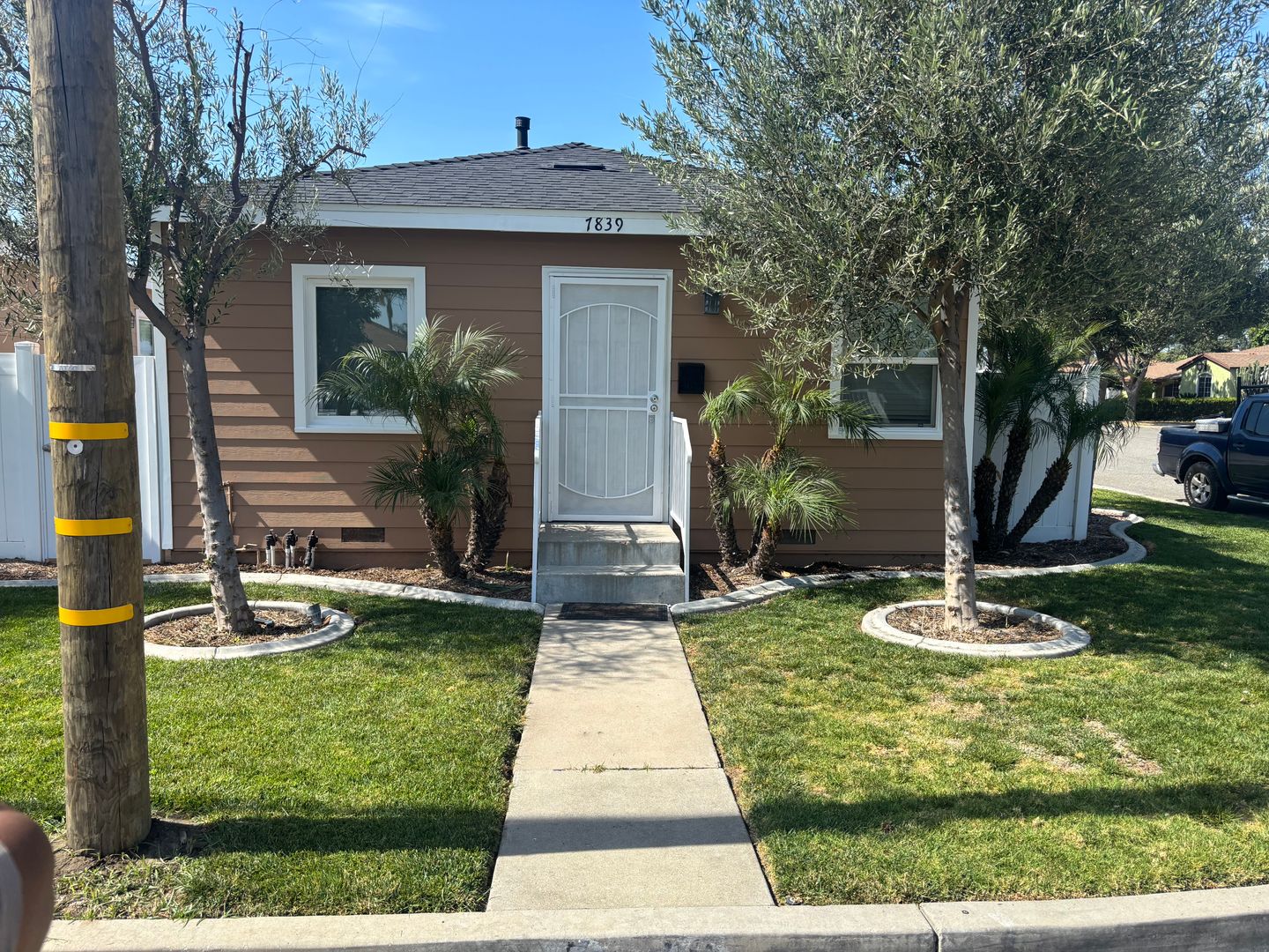 Buena Park Apartment: 7825 8th St