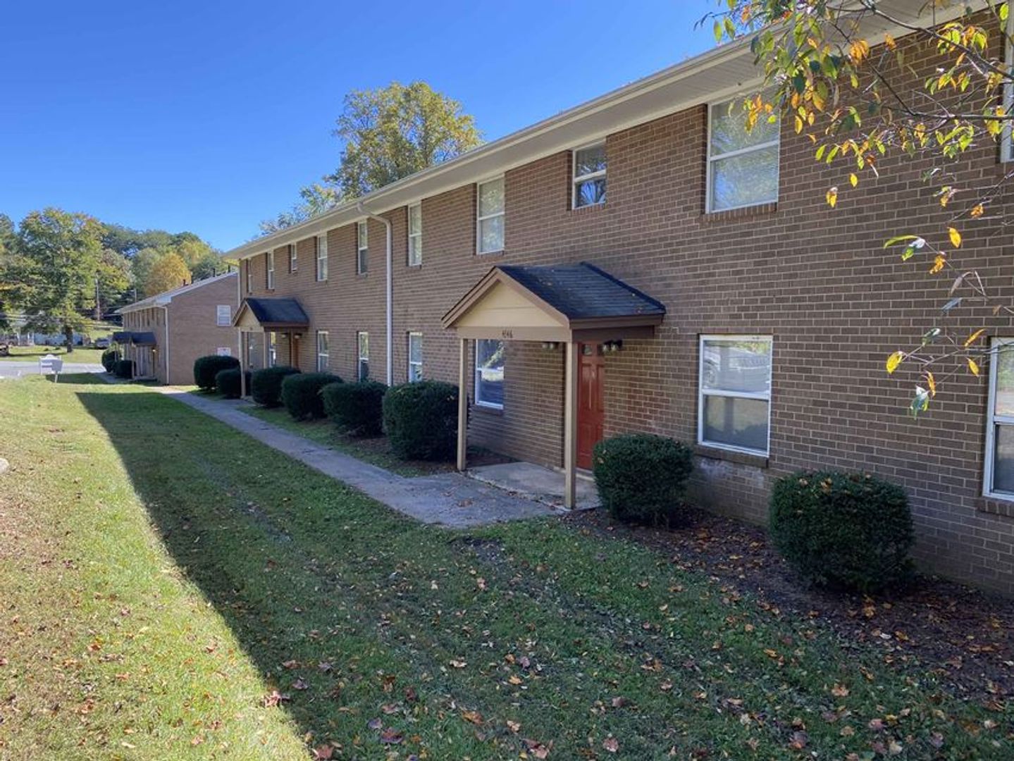 Winston-Salem Apartment: 4336 Ogburn Avenue