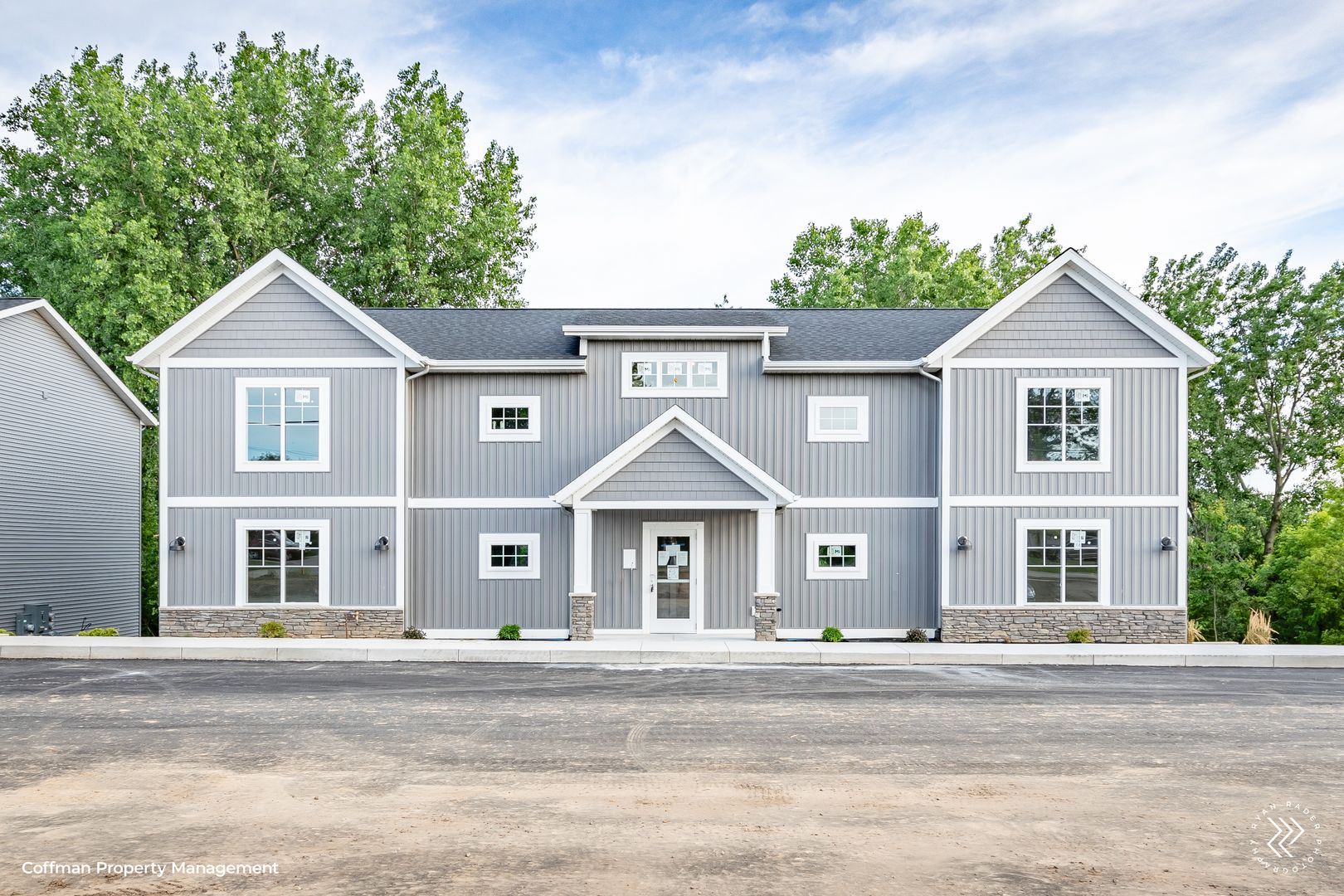 Grand Rapids Apartment: 1146 4 Mile Road Northwest