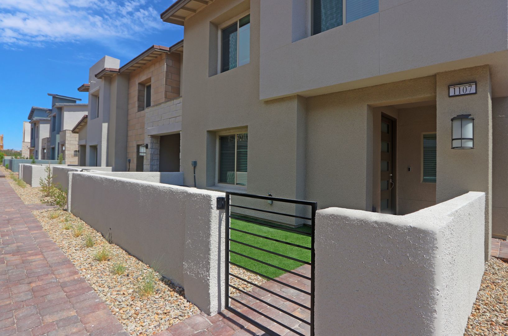 Las Vegas House: 600 N. Carriage Hill Dr. #1107 (C4)