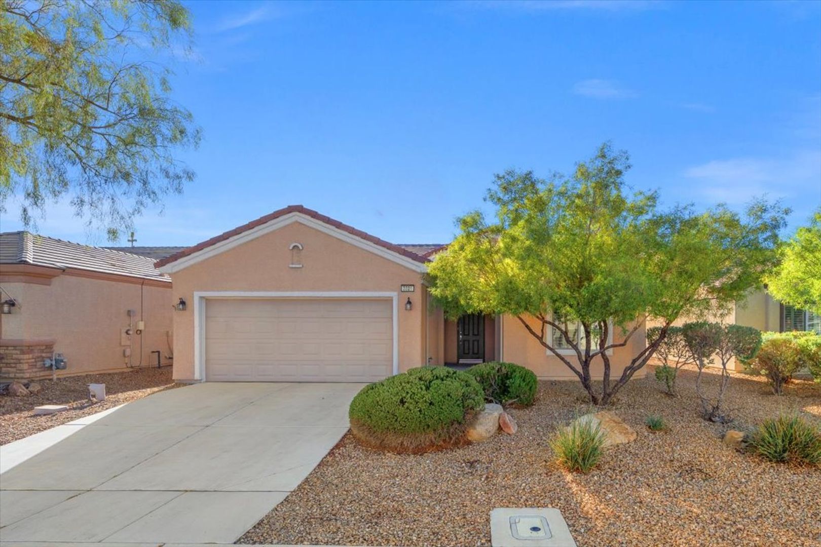 N. Las Vegas House: 3321 Kingbird Dr.