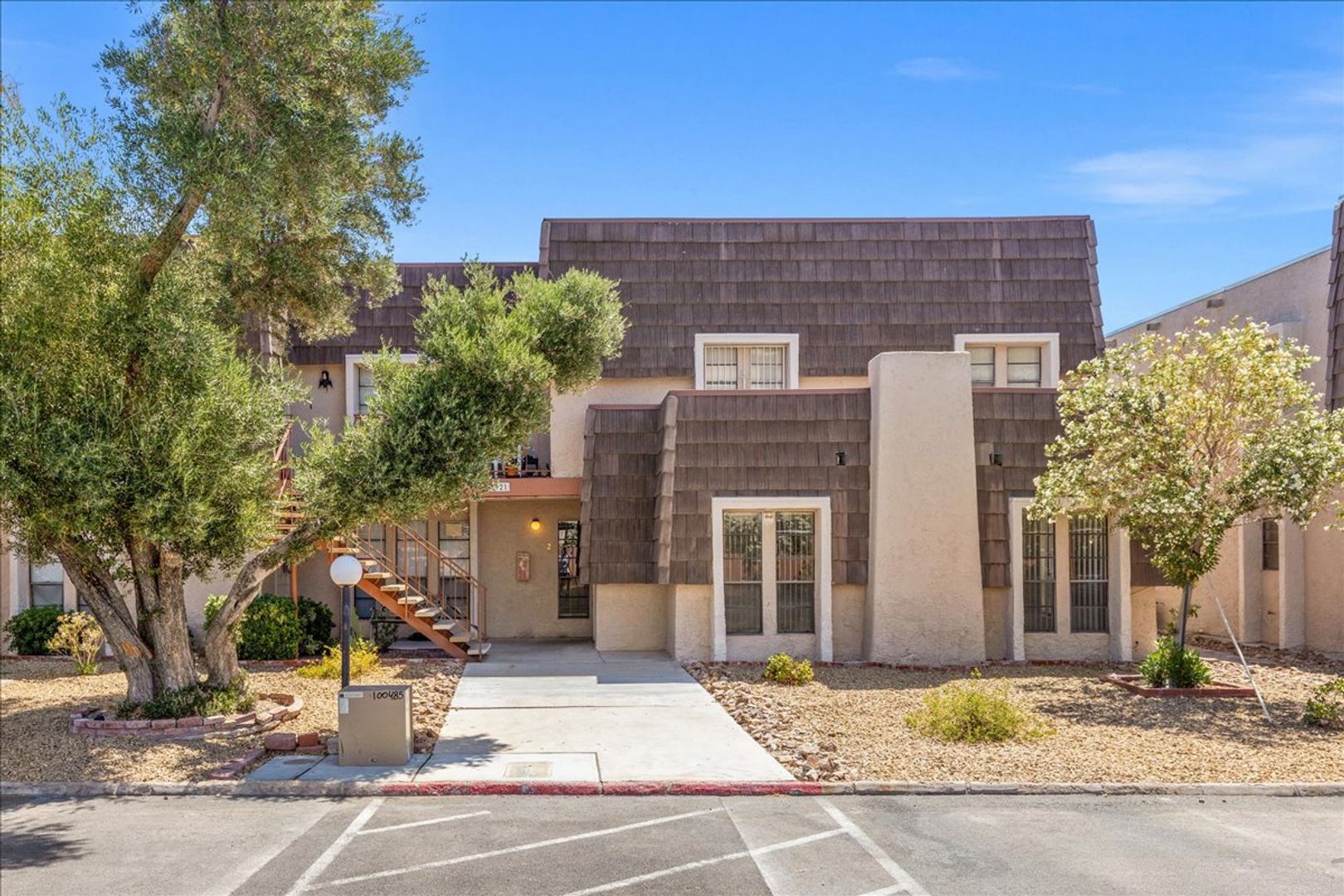 Las Vegas Apartment: 3921 Cambridge St.