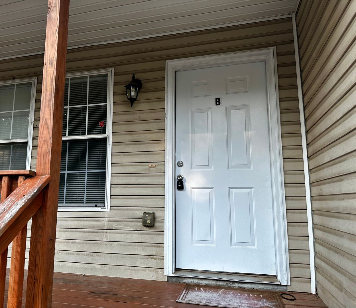 Douglasville Apartment: 6765 West Strickland