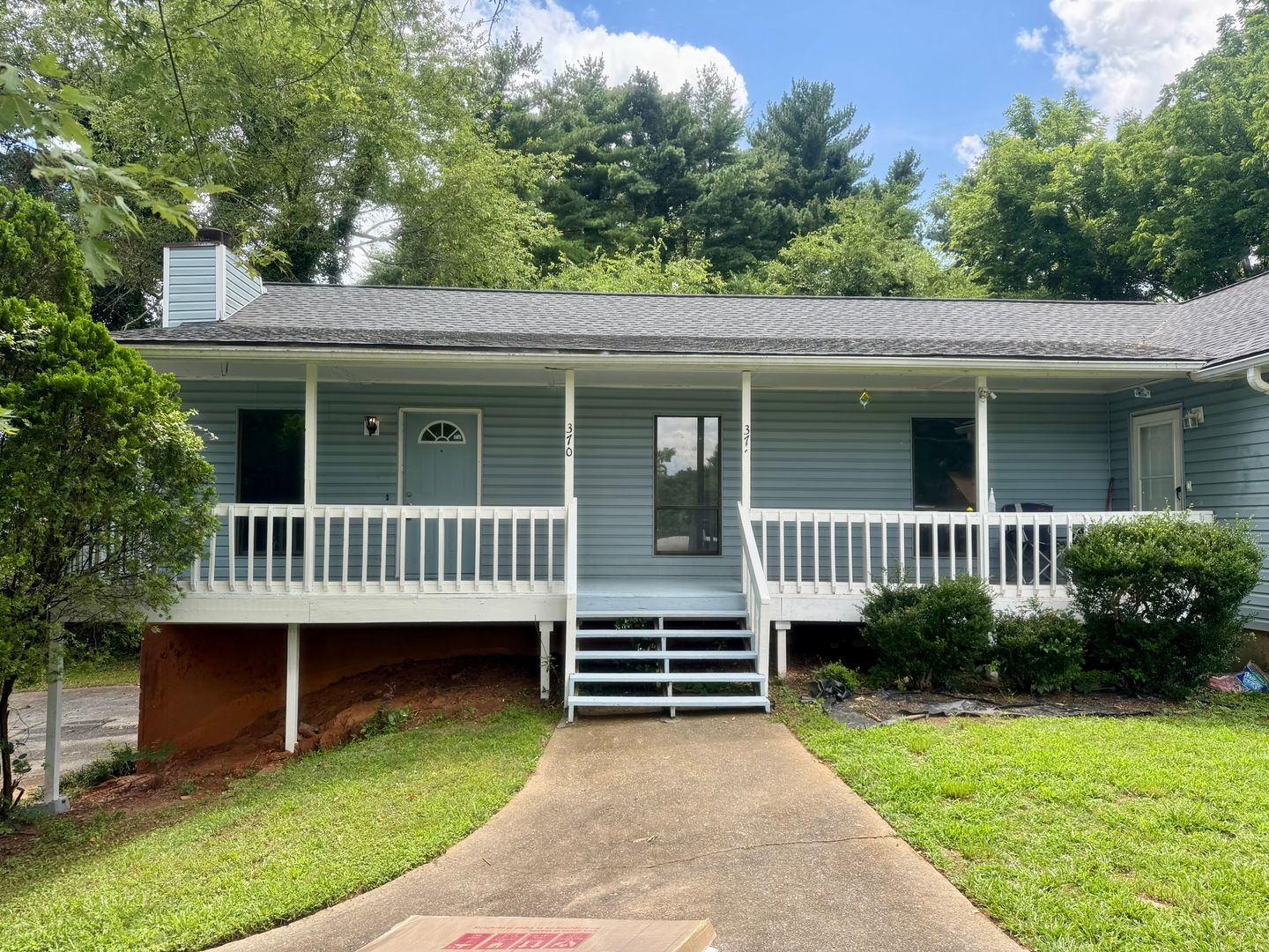 Marietta Apartment: 370-372 Booth Circle
