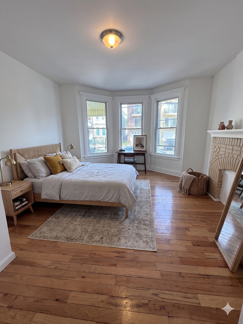 Newark Apartment: 185 S 11th St