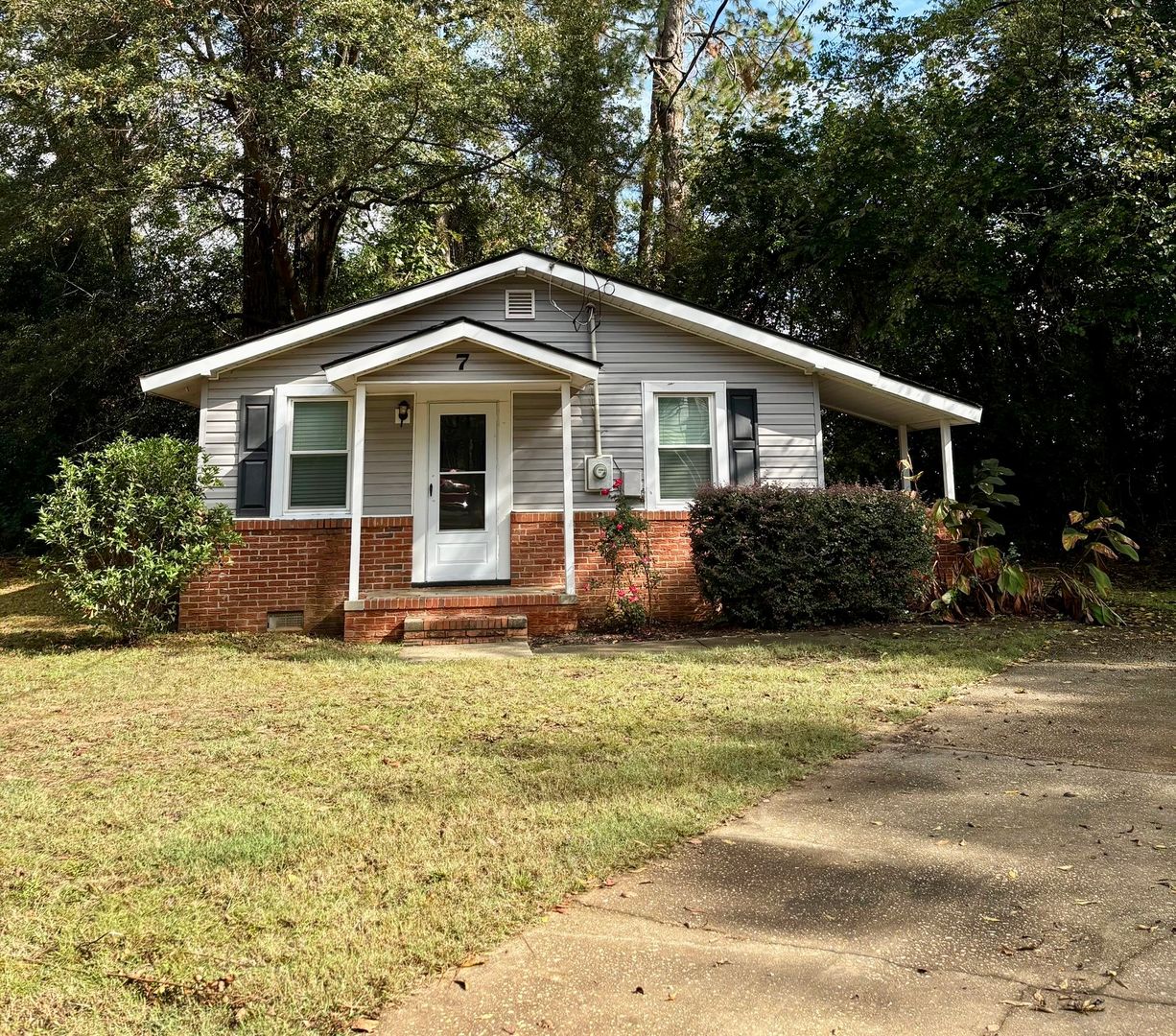 Sumter Apartment: 7 Country Squire Court
