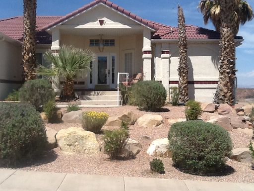 4B/3B Home - 682 Lava Point Dr – photo 1
