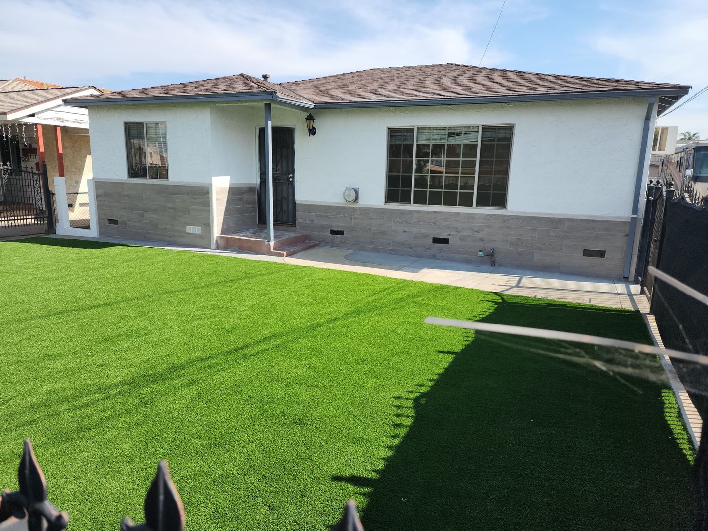 Montebello House: 932 Carob Way