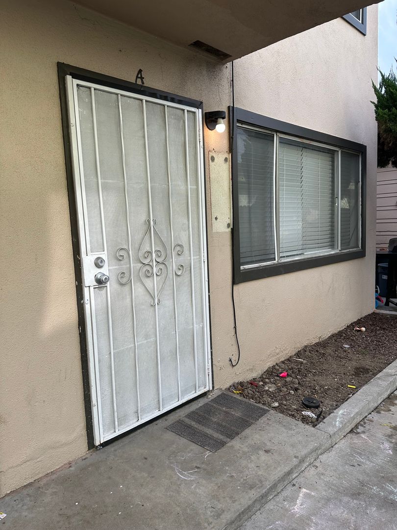 Whittier Apartment: 7918 Bright Ave #A