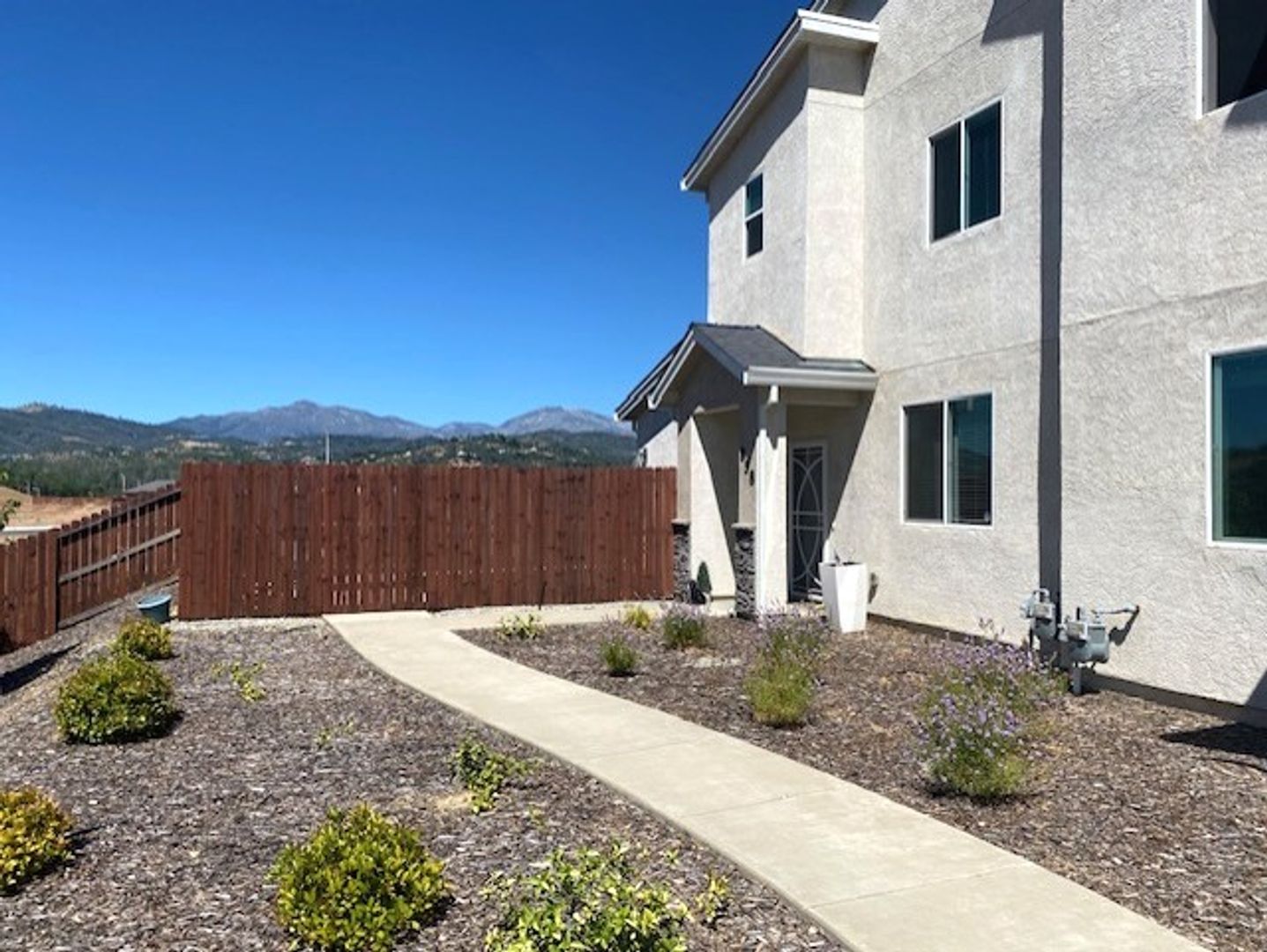 Redding Townhome: 858 Congaree Lane