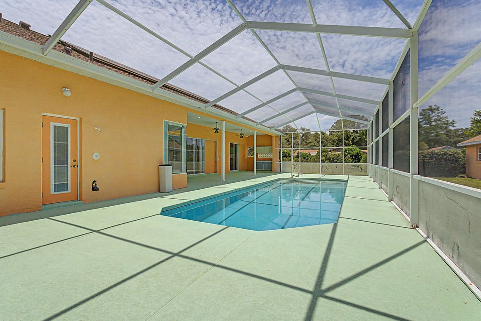 Dunnellon House: 20811 SW 81st Loop