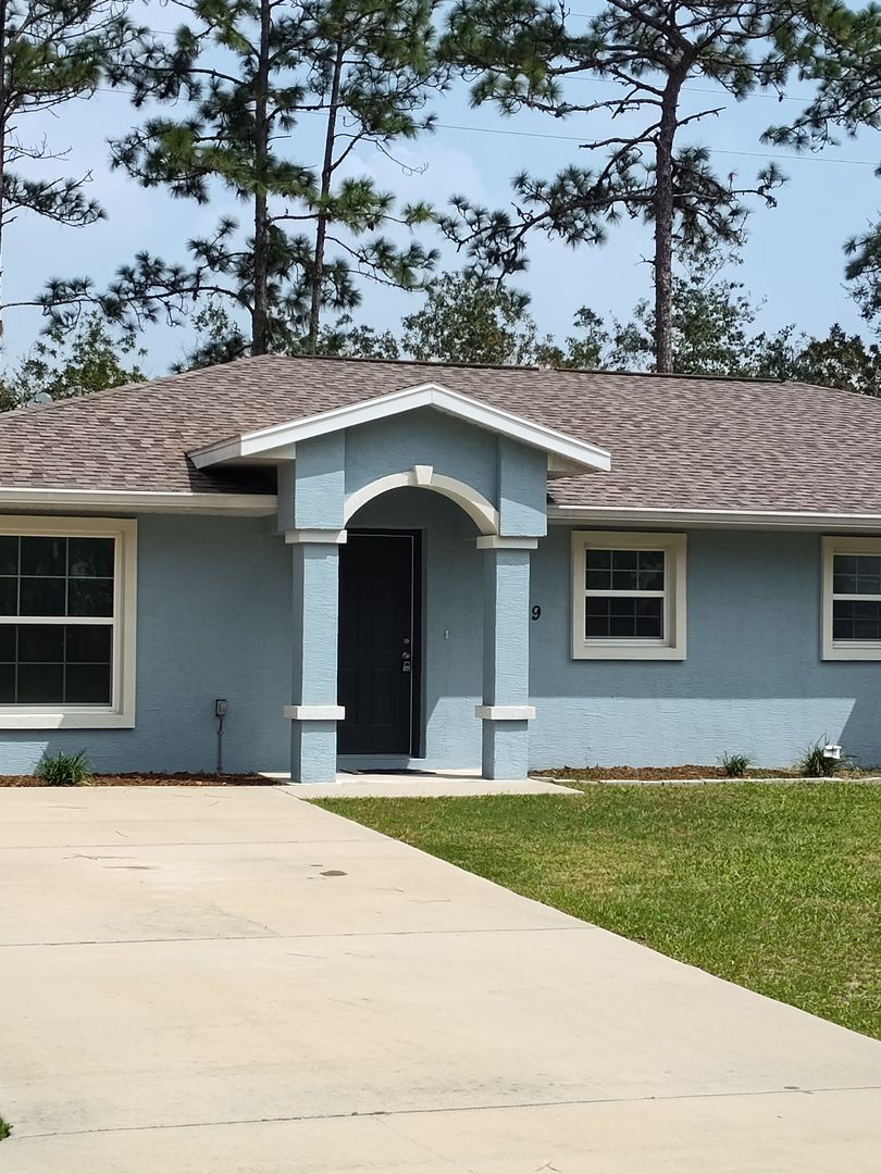 CITRUS SPRINGS House: 9509 N Travis Dr