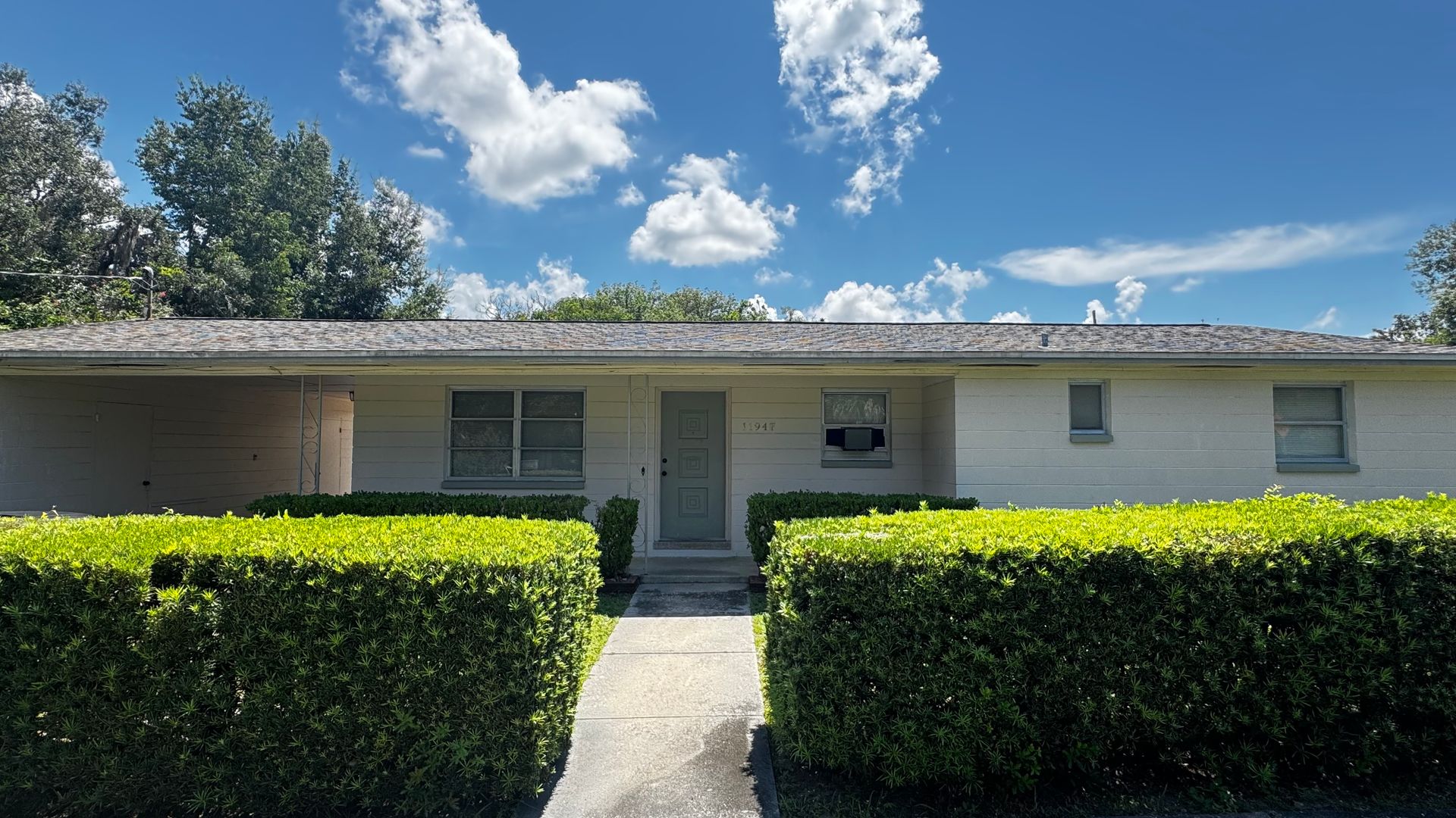 Dunnellon House: 11947 HALE STREET