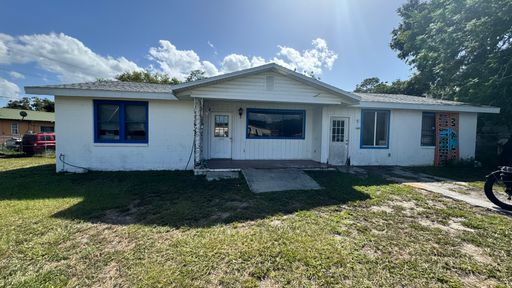 Prime Location for Commercial Property! – photo 1