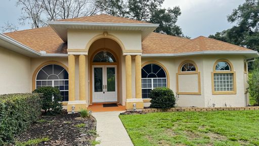 RAINBOW SPRINGS COUNTRY CLUB 3/2 LARGE LOT