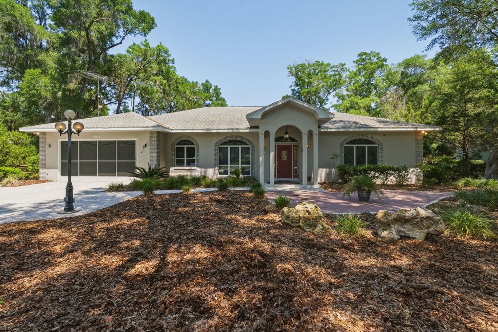 Dunnellon House: 8710 SW 190th Circle