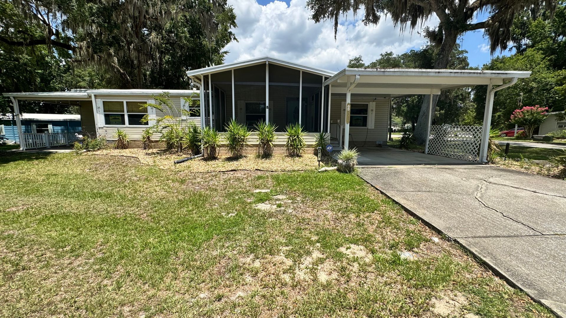 Ocala House: 1913 NW 47th Terrace #373