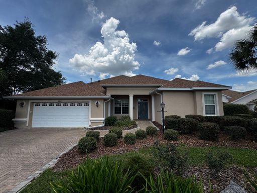 For Rent |Active 55+ Spacious 3BR Home in Candler Hills at On Top of the World – Private Cul-de-Sac Location – photo 1