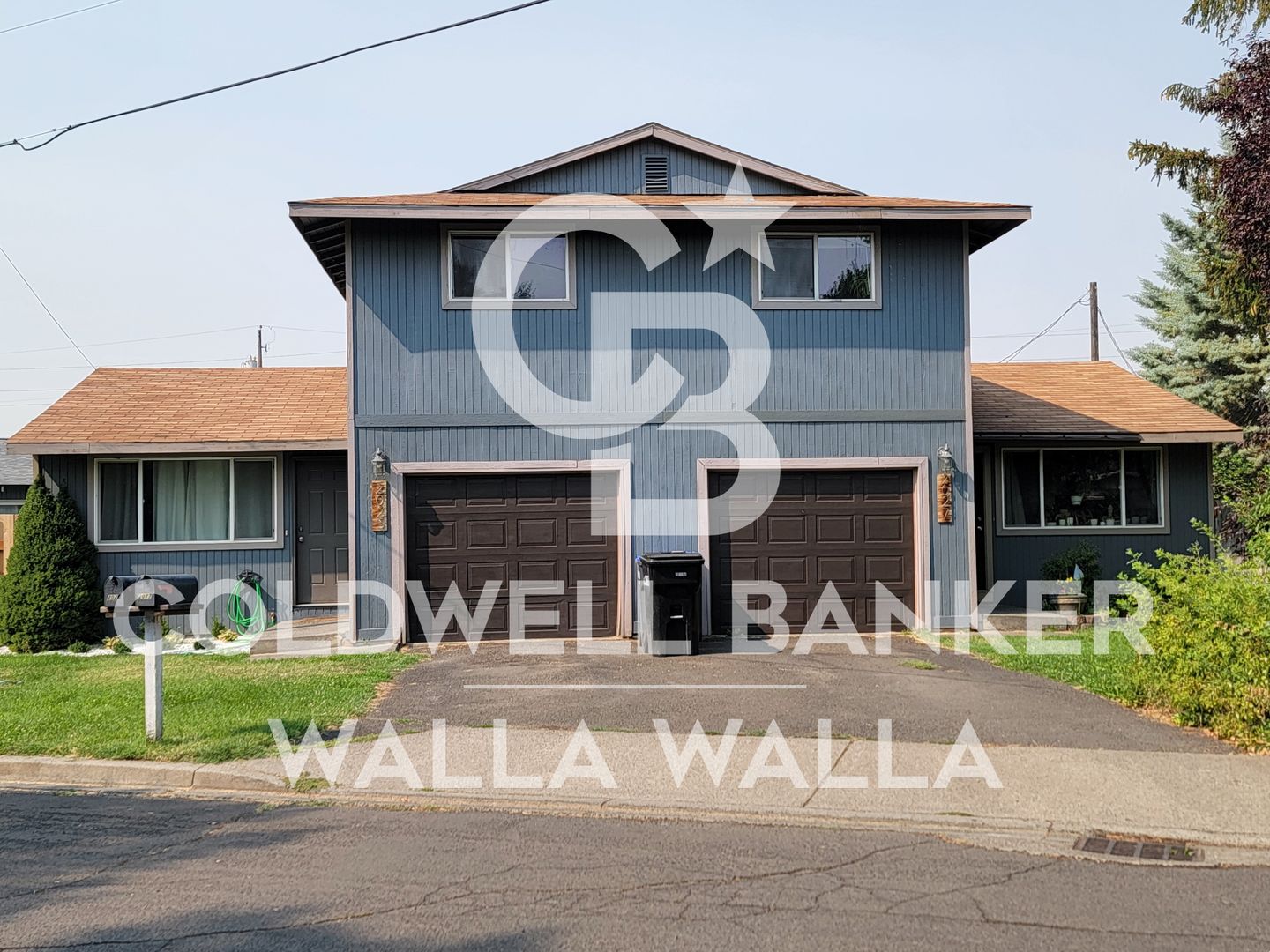 Walla Walla Apartment: 2025/2027 Parish St.