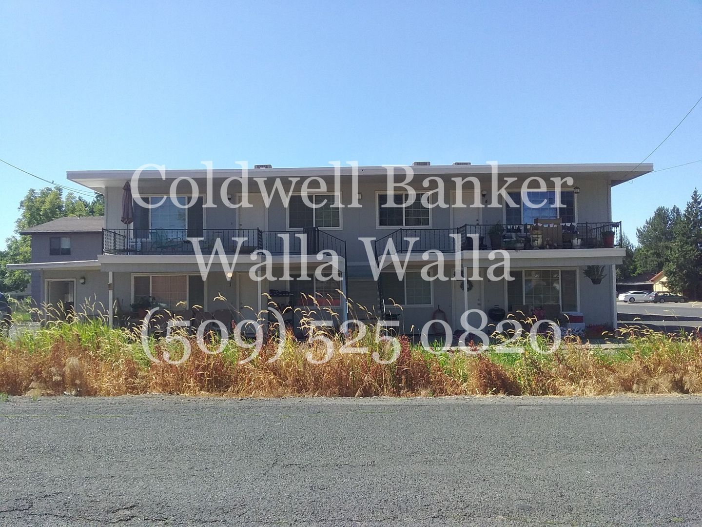 College Place Apartment: 1005 SW Puff lane