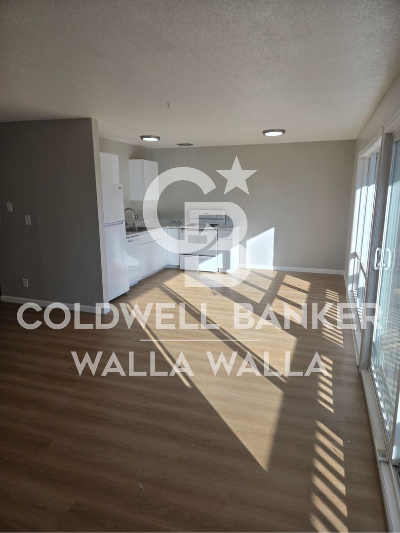 Walla Walla Apartment: 212 N Roosevelt St.