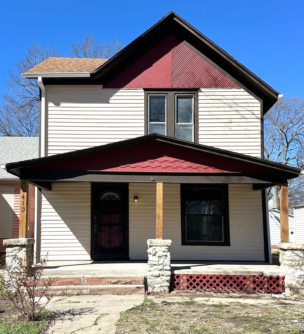 Topeka House: 413 SW Clay Street