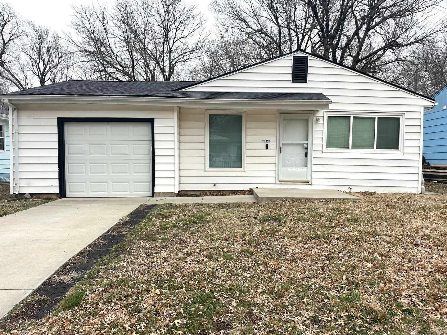 Topeka House: 3120 SE Bryant Street