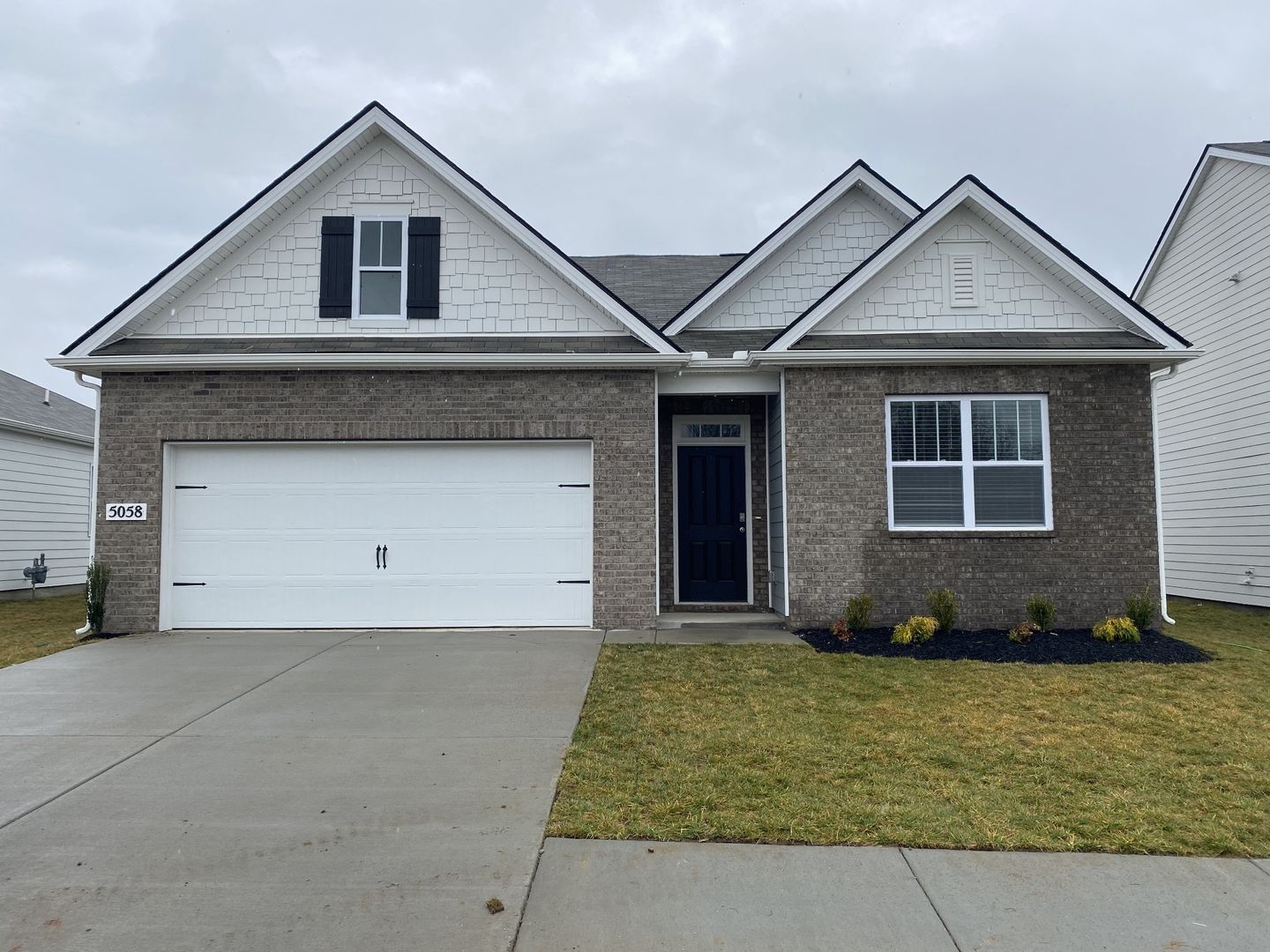 Lebanon House: 5058 Hunters Village Drive
