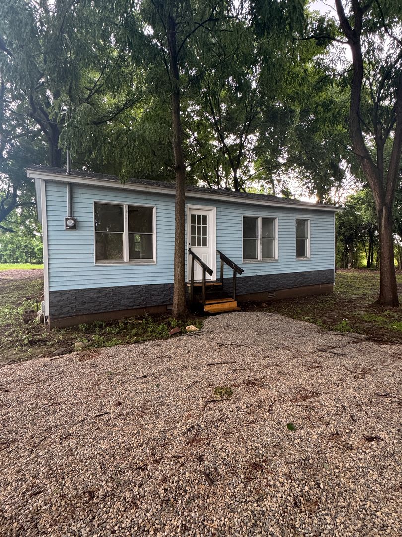 Jonesboro House: 2204 Barnhill Rd.