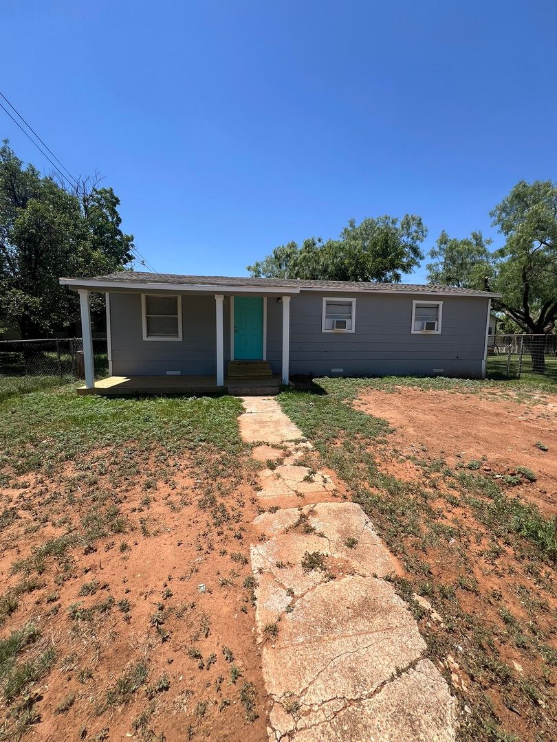 Merkel House: 405 Thornton
