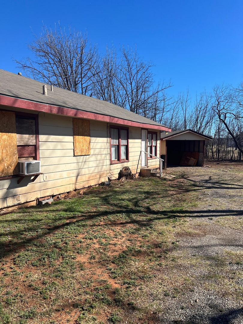 Abilene House: 803 Sammons St.