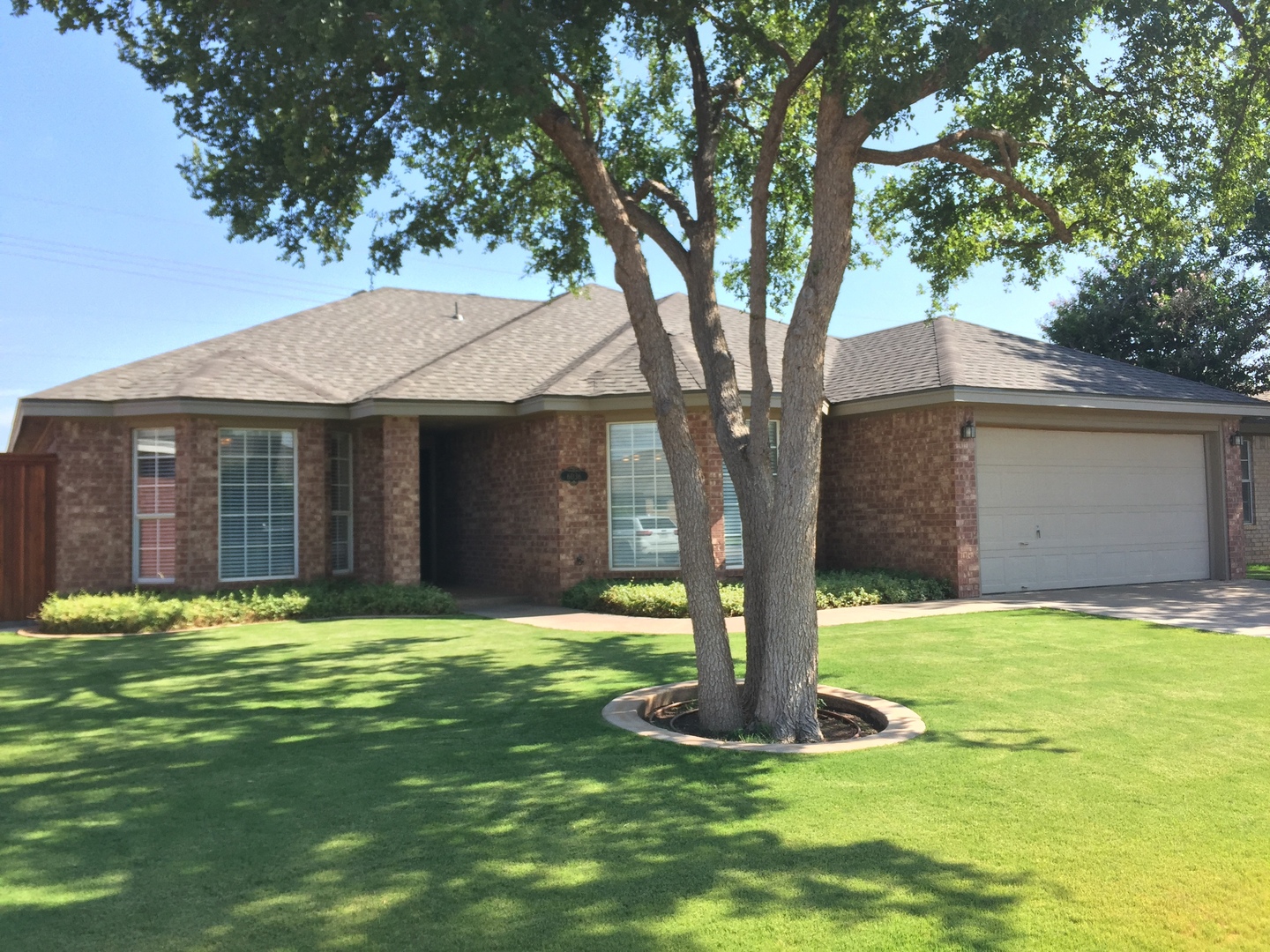 Lubbock House: 6036 74th
