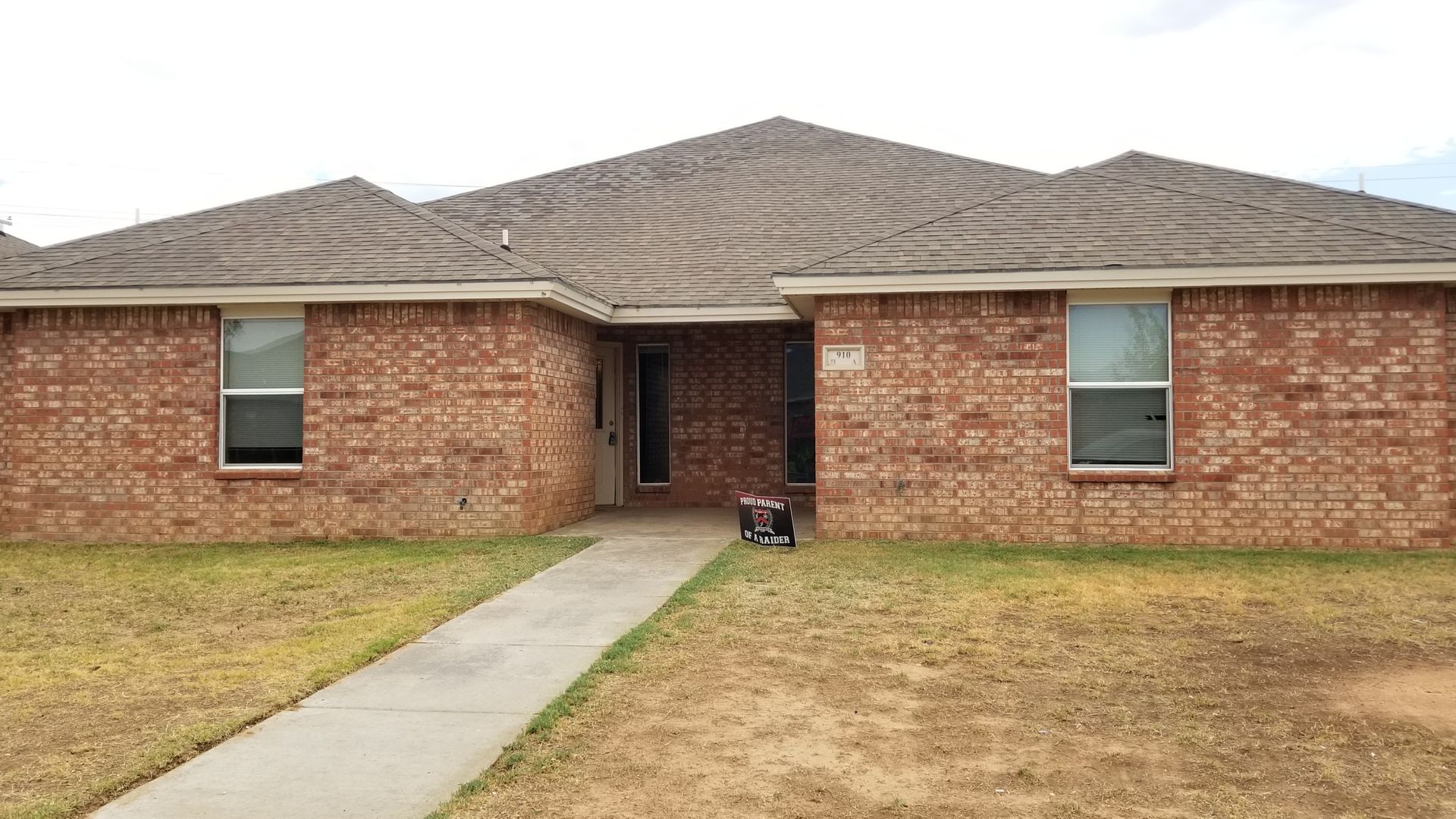Lubbock Multiplex: 910 N Bangor  - B