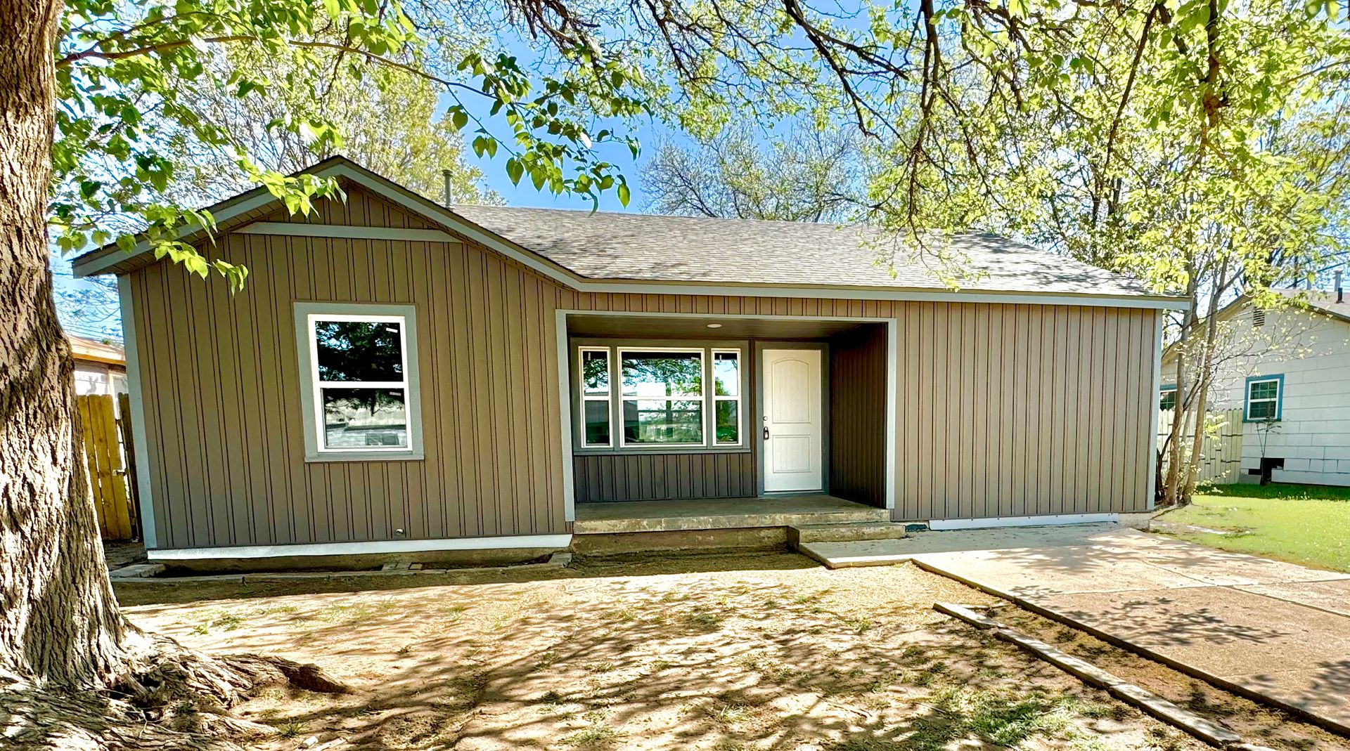 Lubbock House: 2009 49th Street