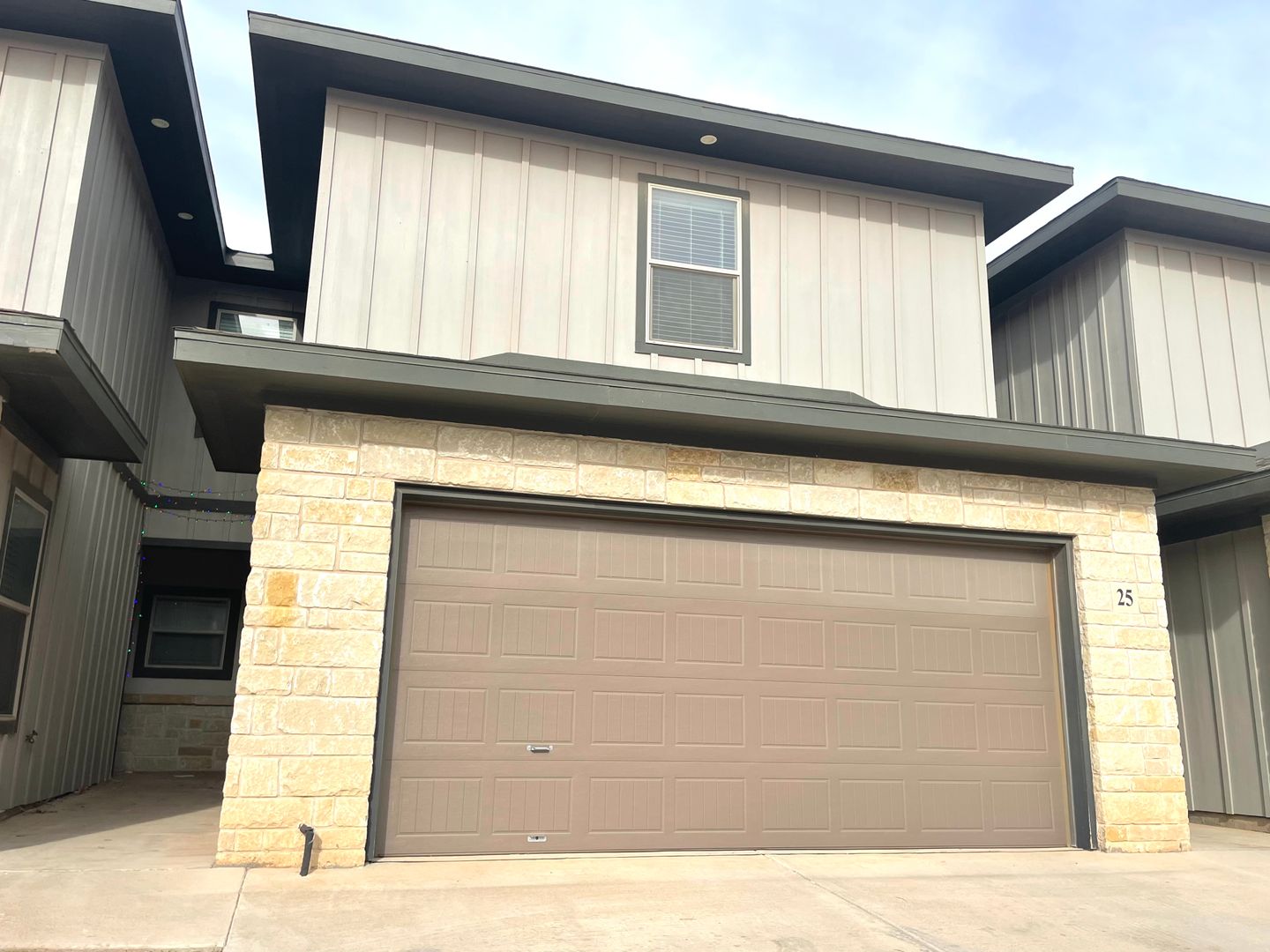 Lubbock House: 6040 24th Street #25