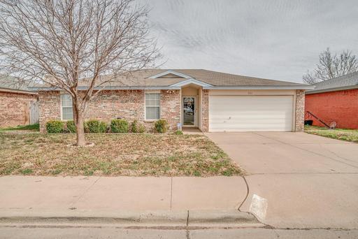 3 bed 2 bath 2 car garage – photo 1