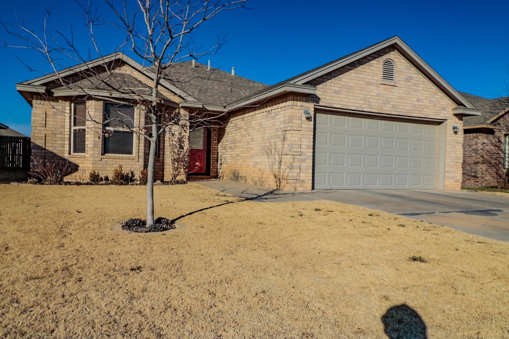 Lubbock House: 2128 101st St.