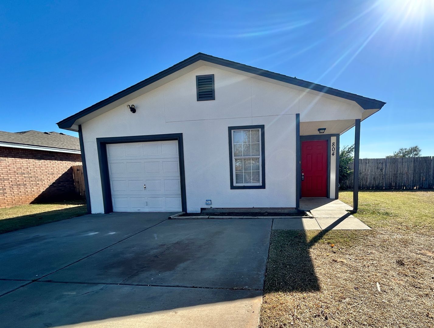 Lubbock House: 804 E. 77th