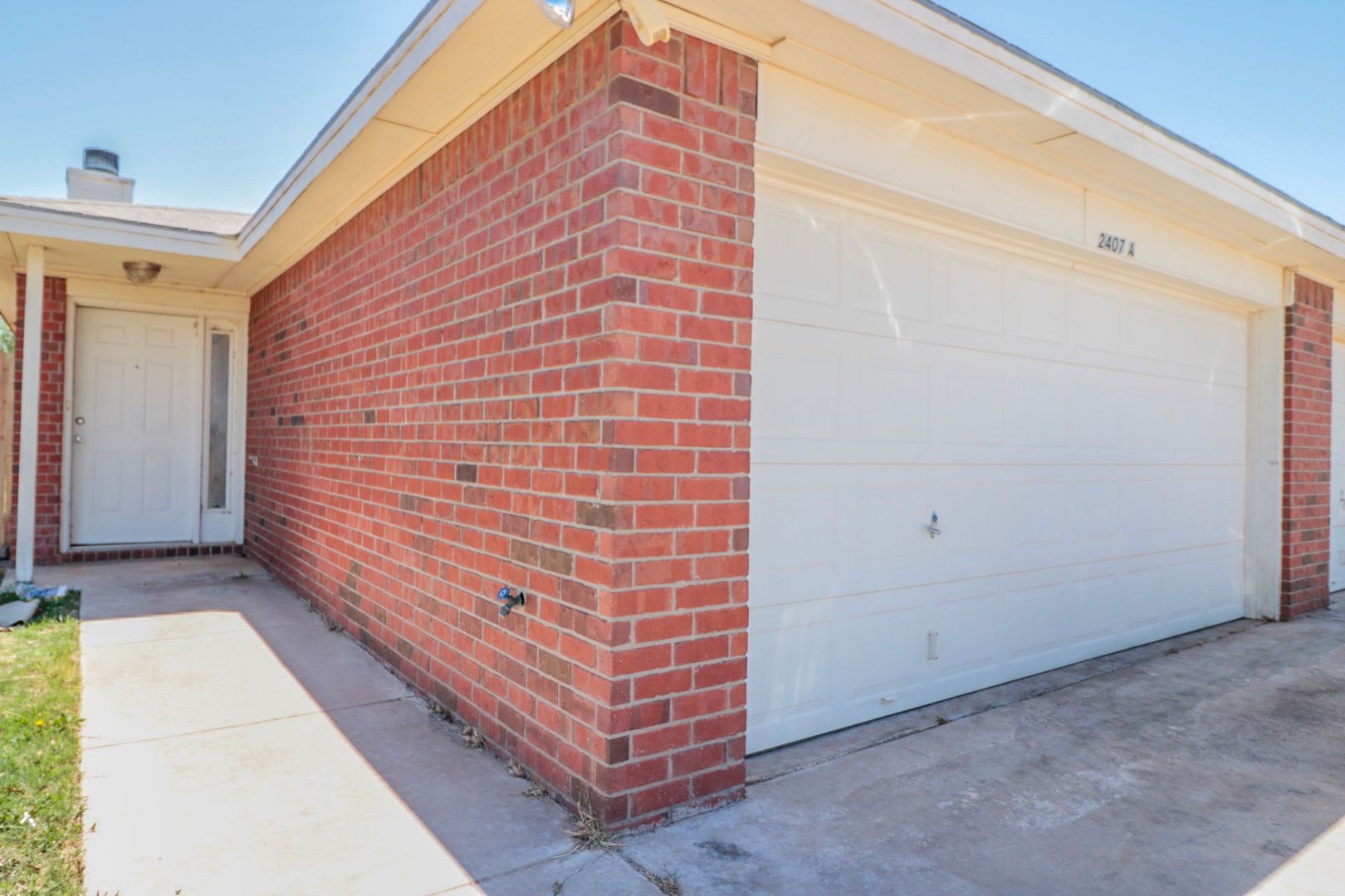Lubbock Apartment: 2407 87th