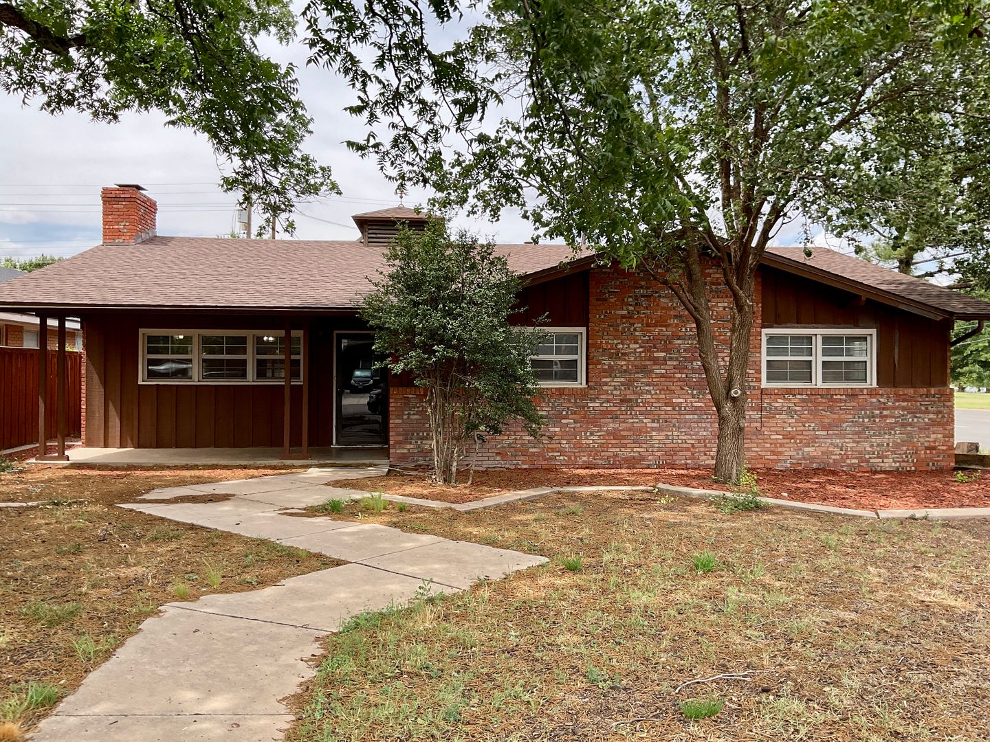 Lubbock House: 4402 28th Street