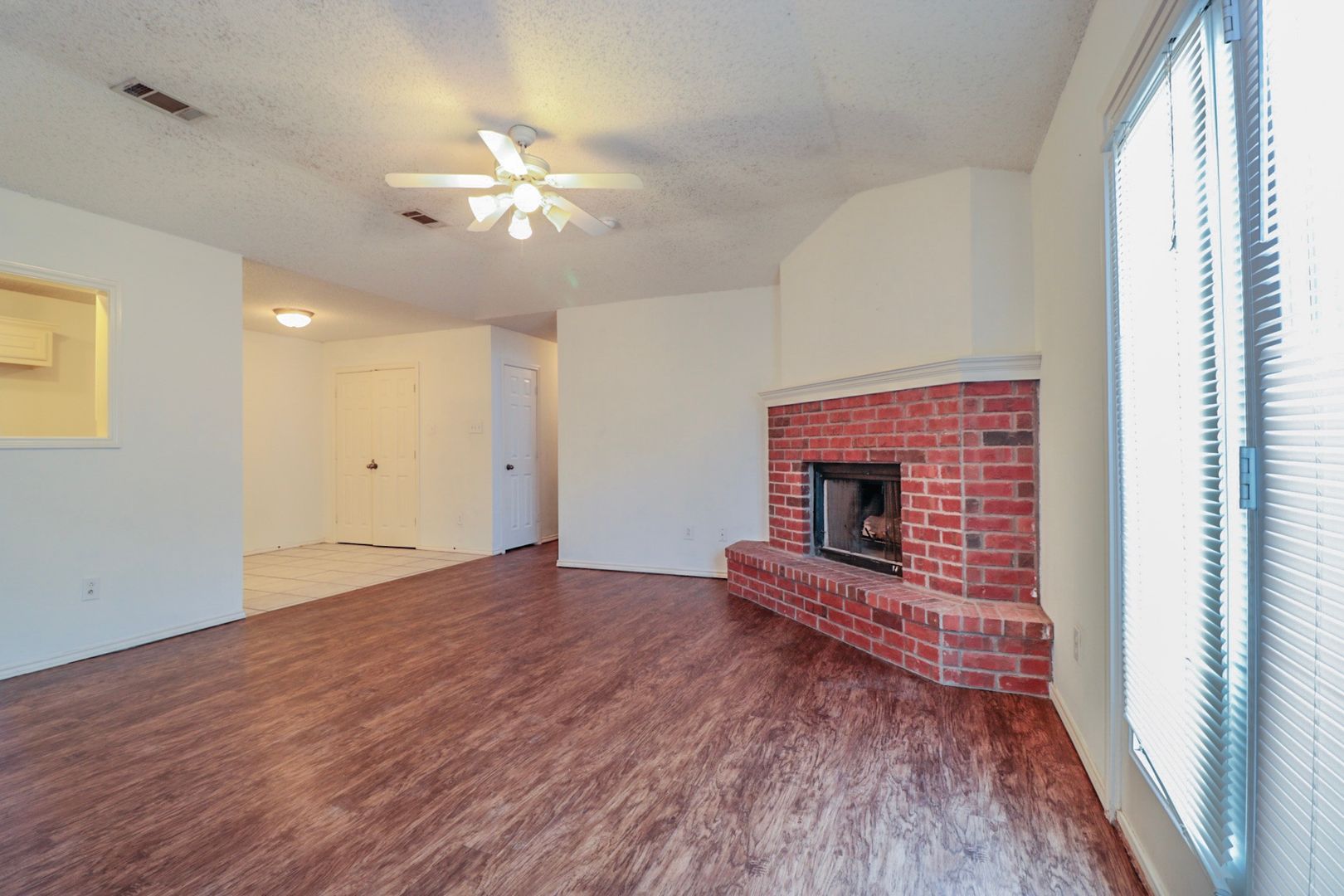 Lubbock Apartment: 2417 87th
