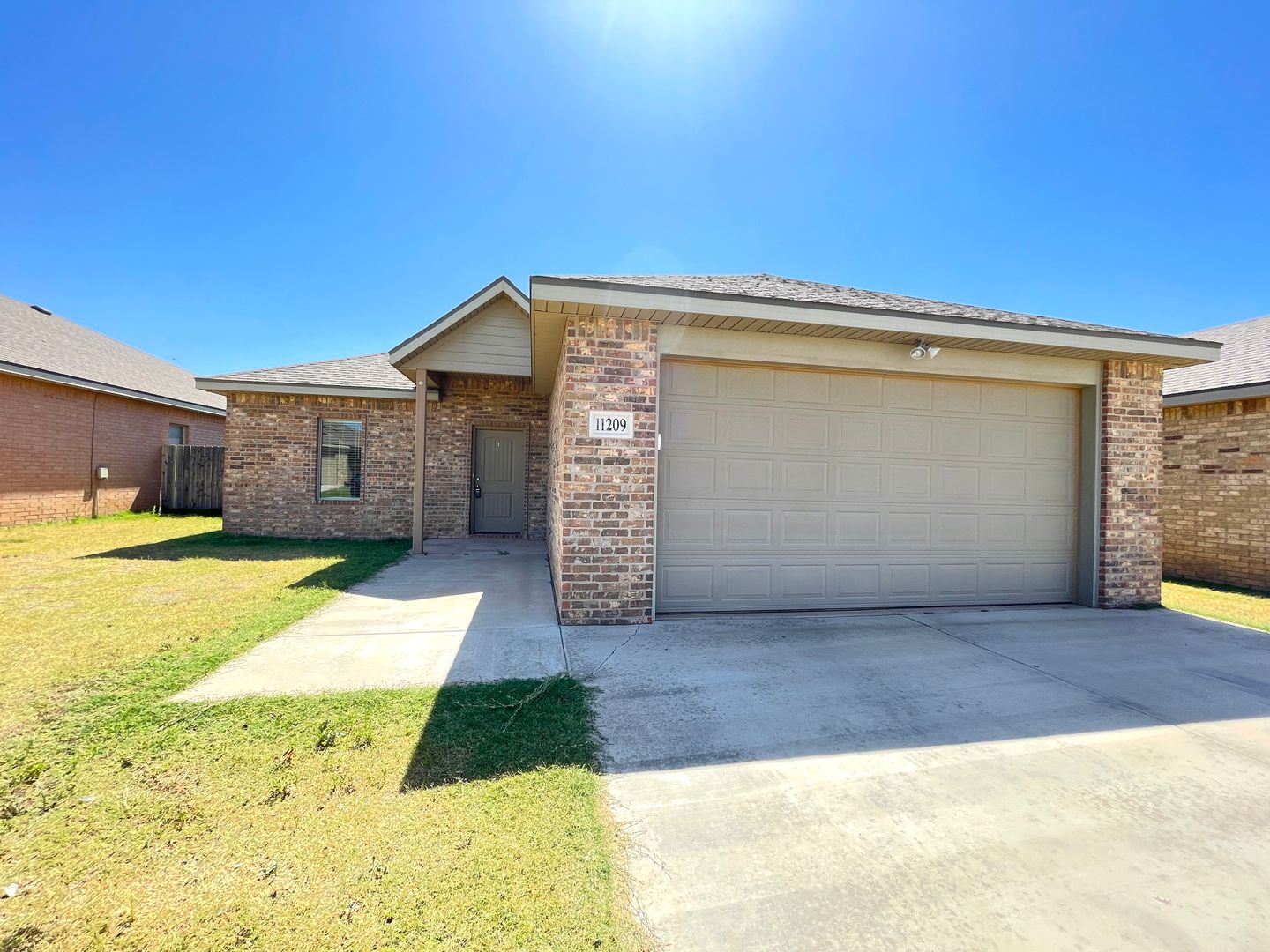 Lubbock House: 11209 Akron Avenue