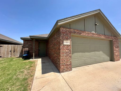 3Bed/2Bath Duplex – photo 1
