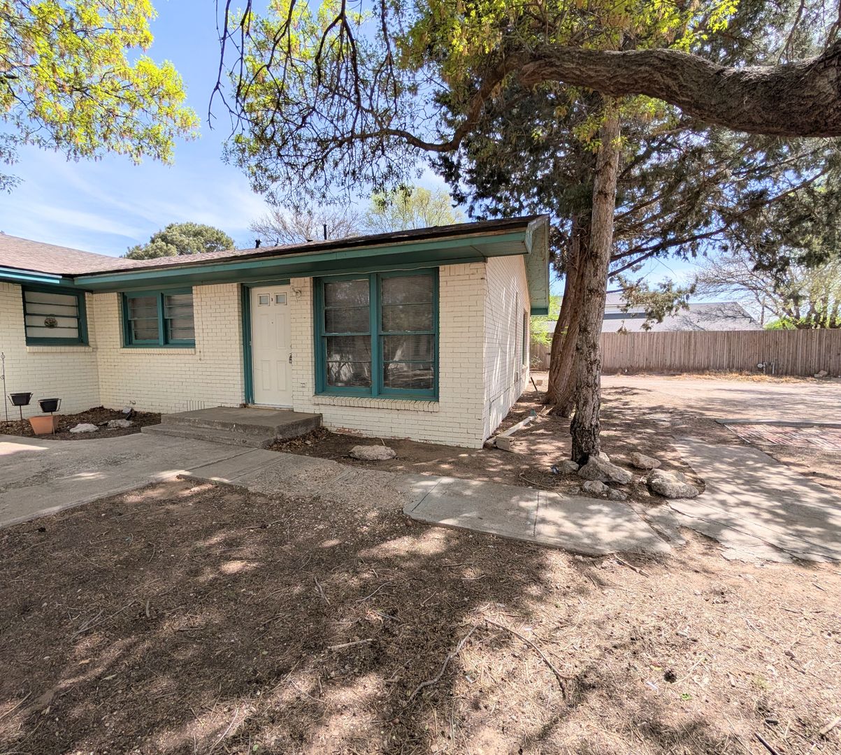 Lubbock Apartment: 9001 Indiana Avenue