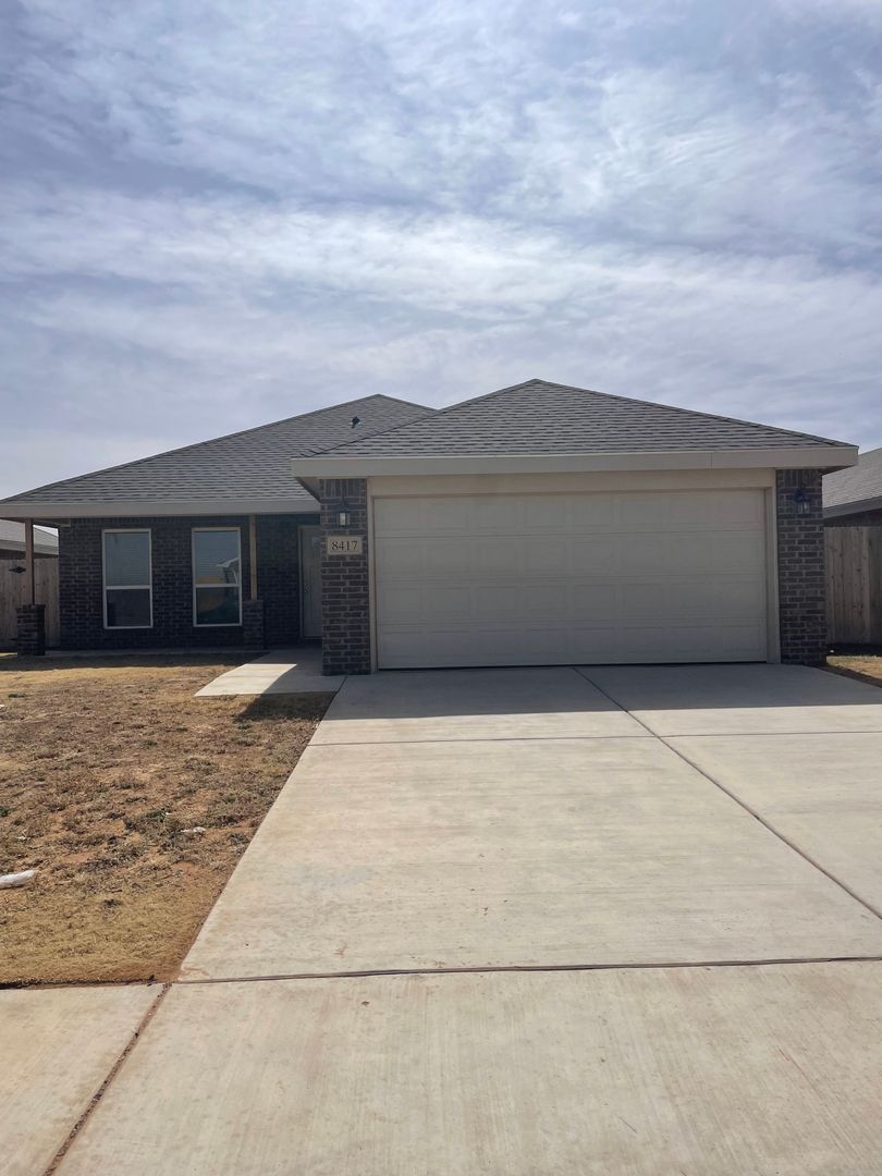 Lubbock House: 8417 10th Place