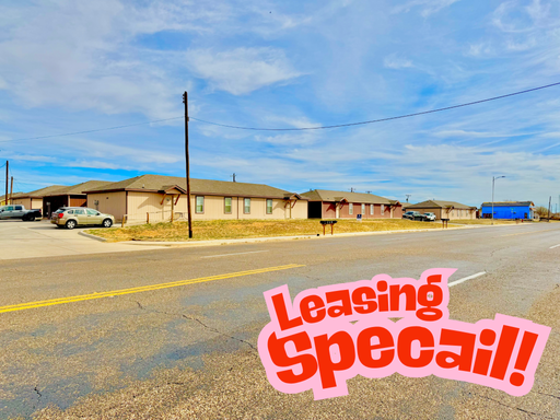 Leasing Special** MOVE IN READY! *$0 Deposit for Qualifying Applicants* – photo 1